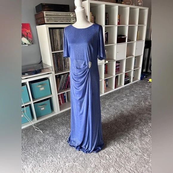 Poshmark store evening gowns